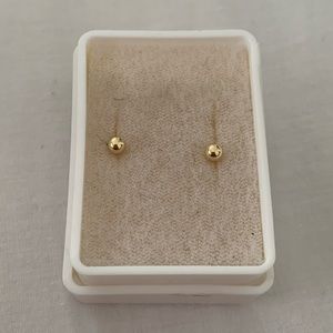 COPY - 2 mm earrings for baby newborn